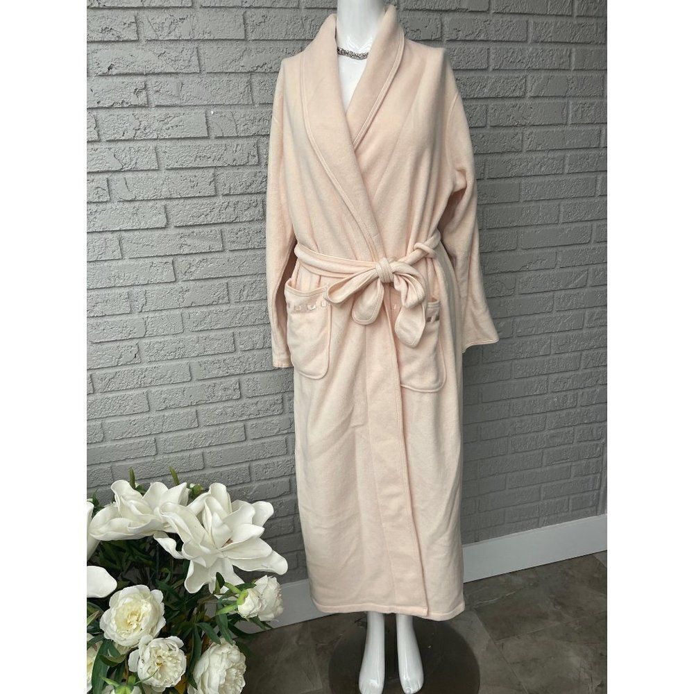 Lord & Taylor Light Pink Robe Size S